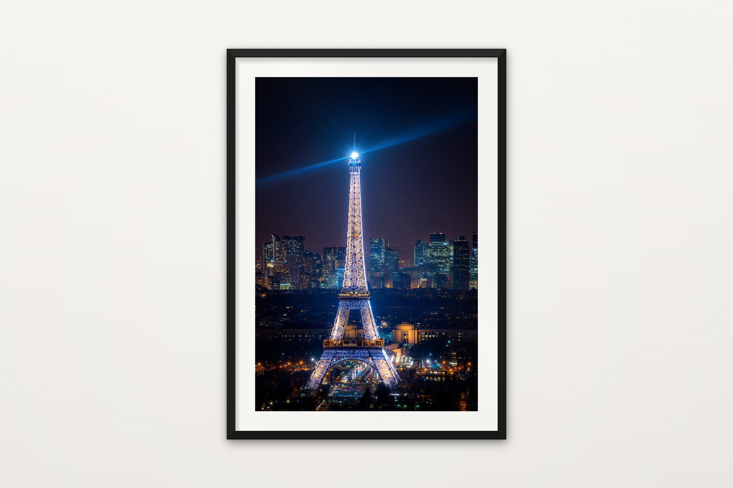 Eiffel Tower Sparkling